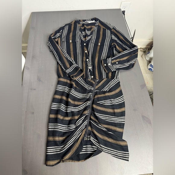 Veronica Beard Ruched Emory Striped Shirt Dress - Picture 3 of 10